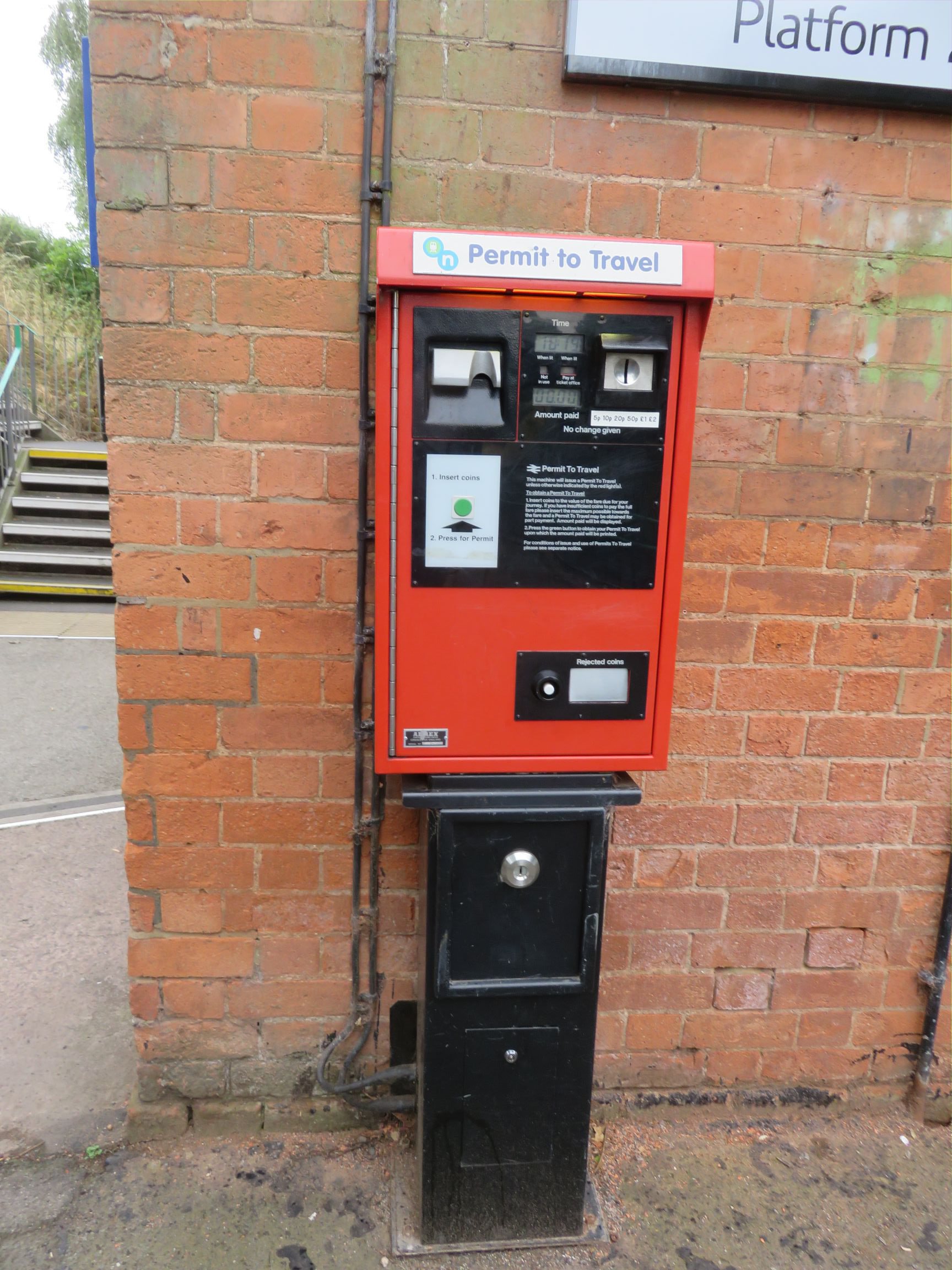 PERTIS machine at Gravelly Hill railway station.