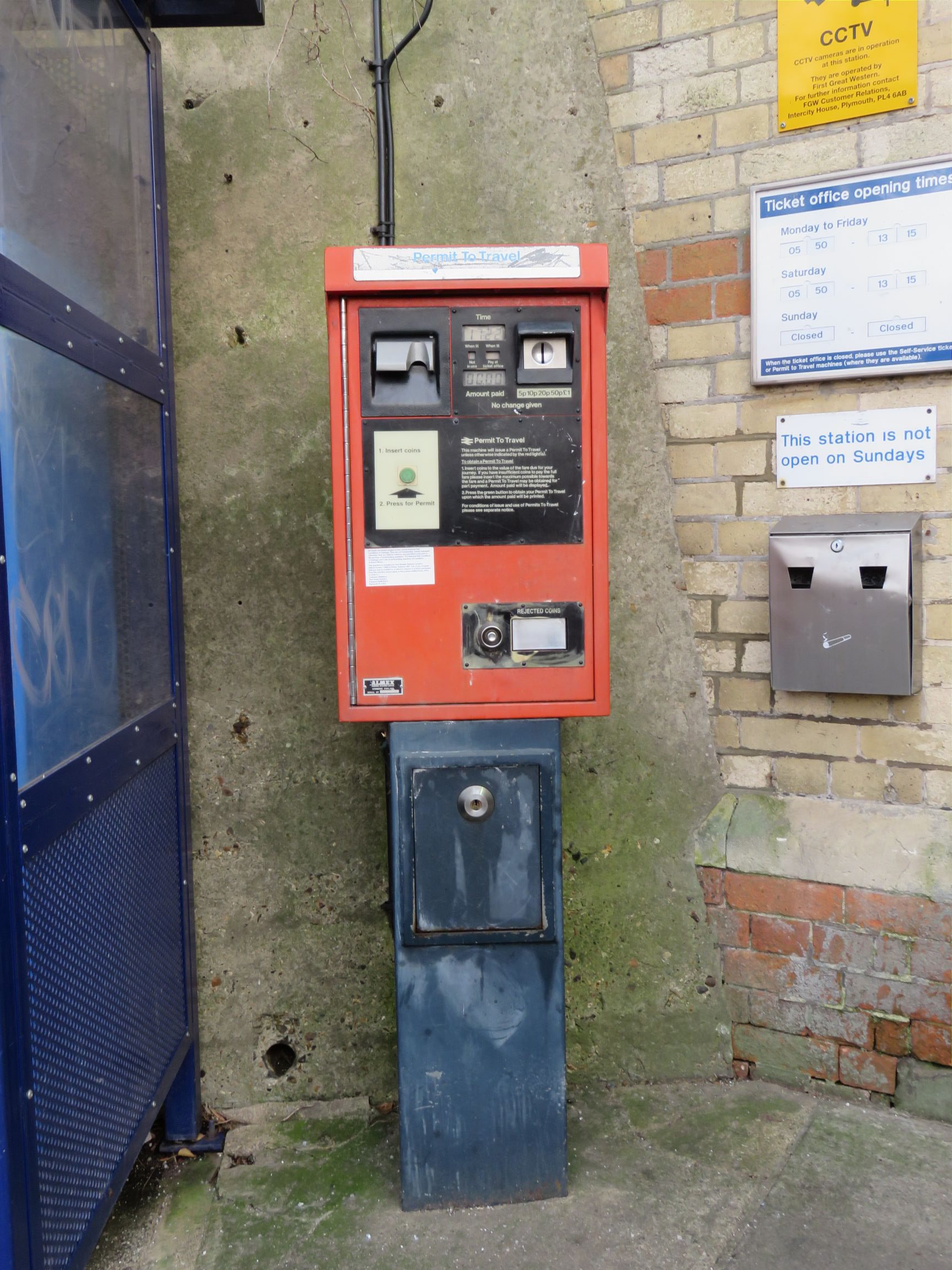 PERTIS machine at Hanwell railway station.