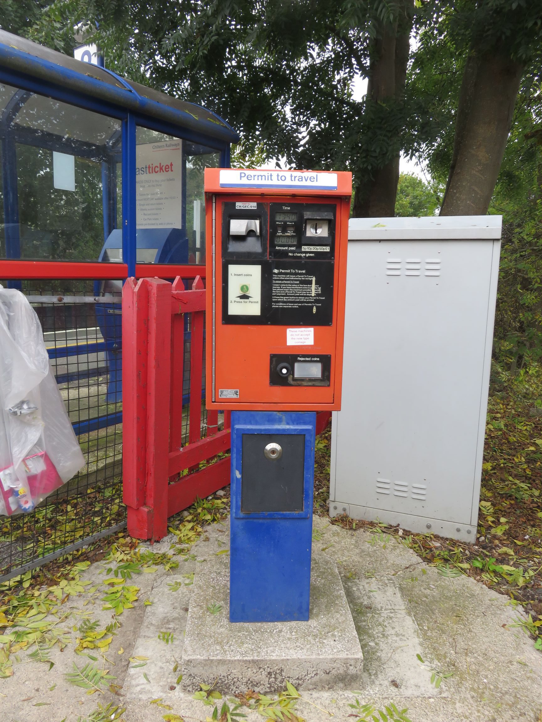 PERTIS machine at Kings Sutton railway station.