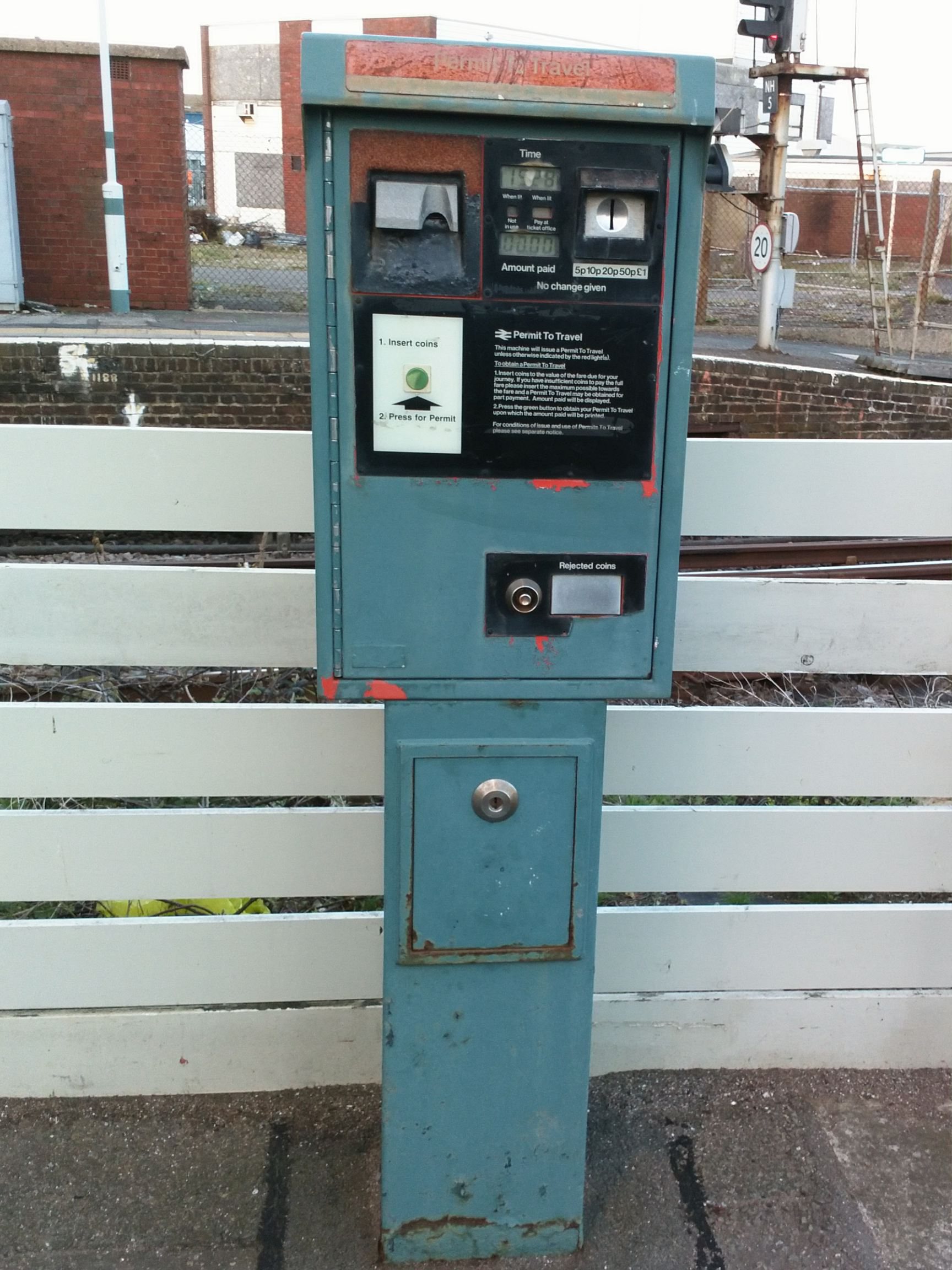 PERTIS machine at Newhaven Harbour railway station.