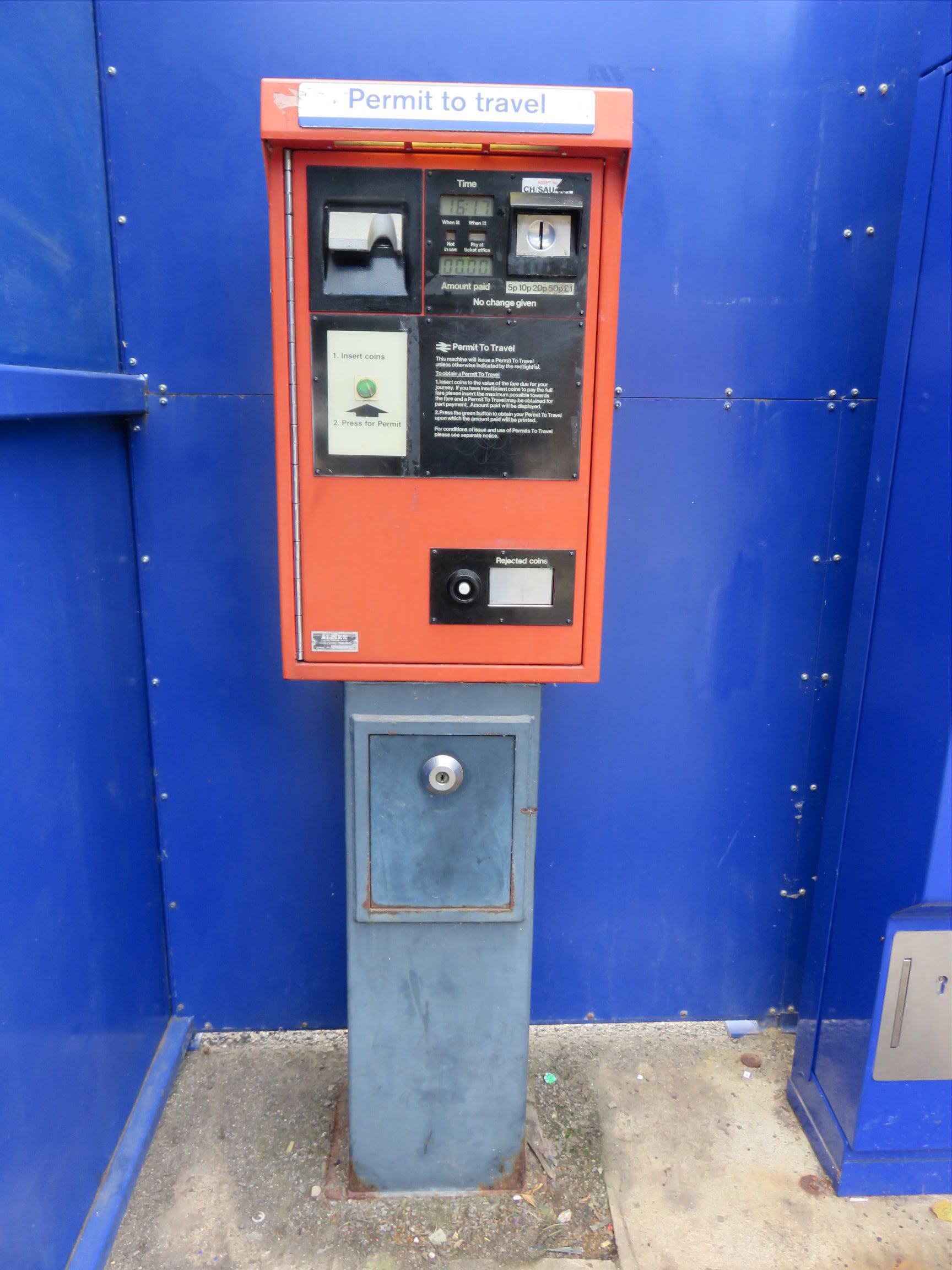 PERTIS machine at Saunderton railway station.