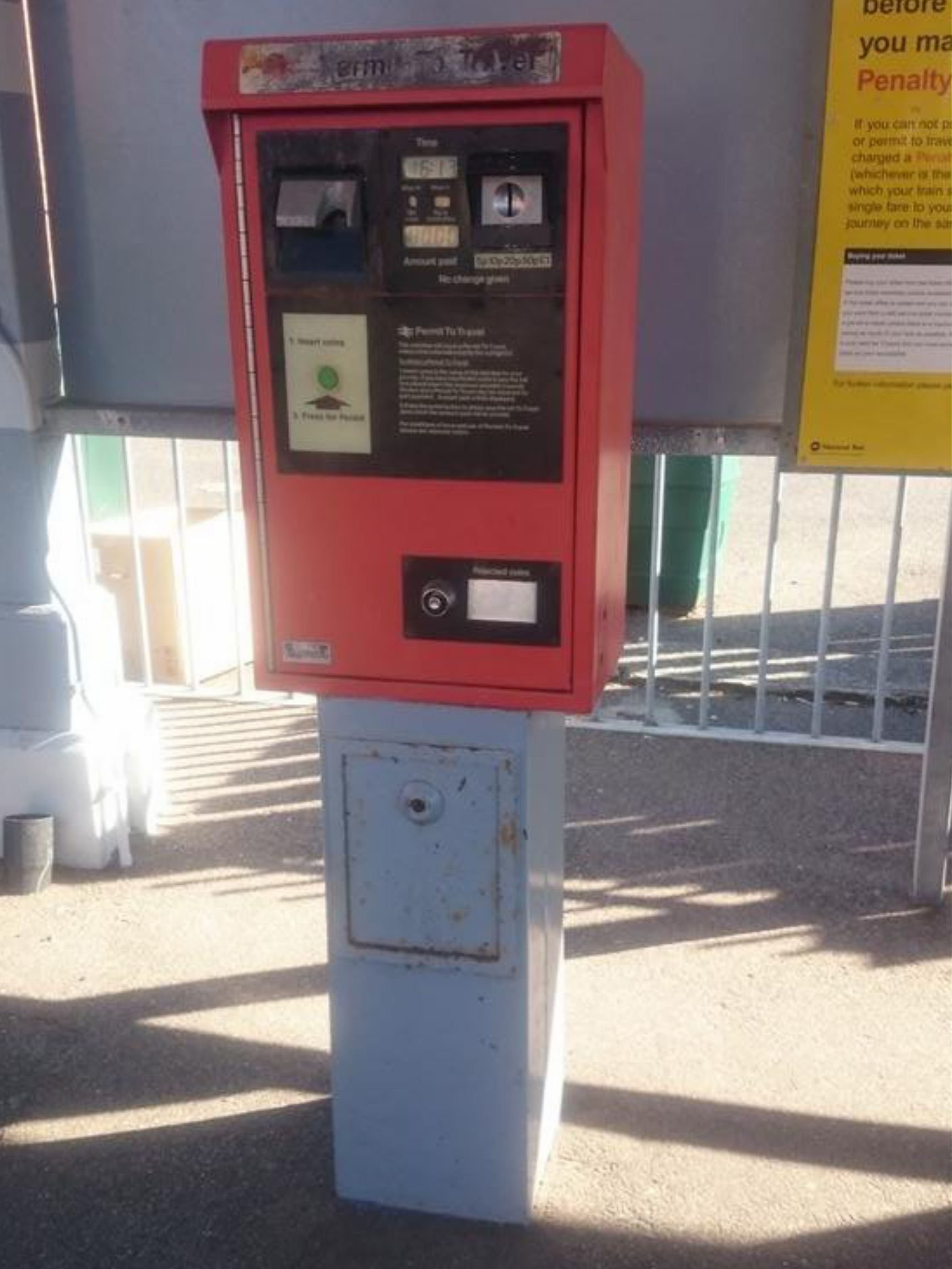 PERTIS machine at Walton-on-the-Naze railway station.